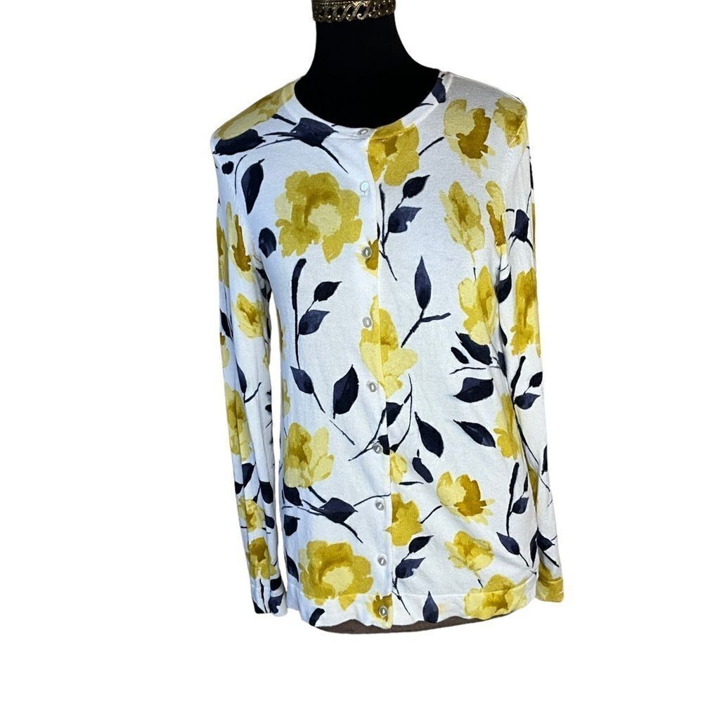 CROFT and Barrow Woman's Cardigan Sweater Size S Yellow Floral Pattern